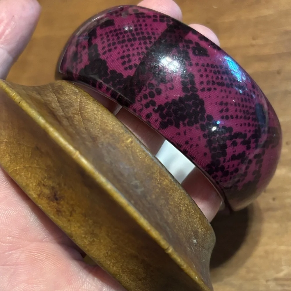 Set of 8 vintage bangles at - Picture 11 of 12